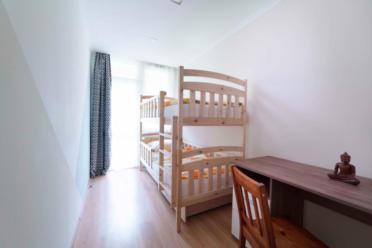 Comfort 66 - Real-Life 3-Room Family Stay With 4 Beds Miskolc Buitenkant foto