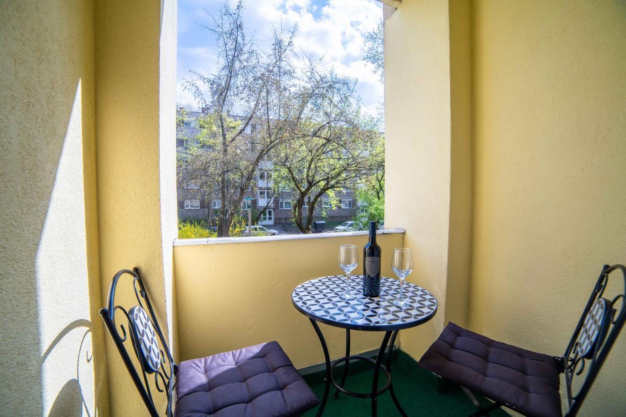 Comfort 66 - Real-Life 3-Room Family Stay With 4 Beds Miskolc Buitenkant foto