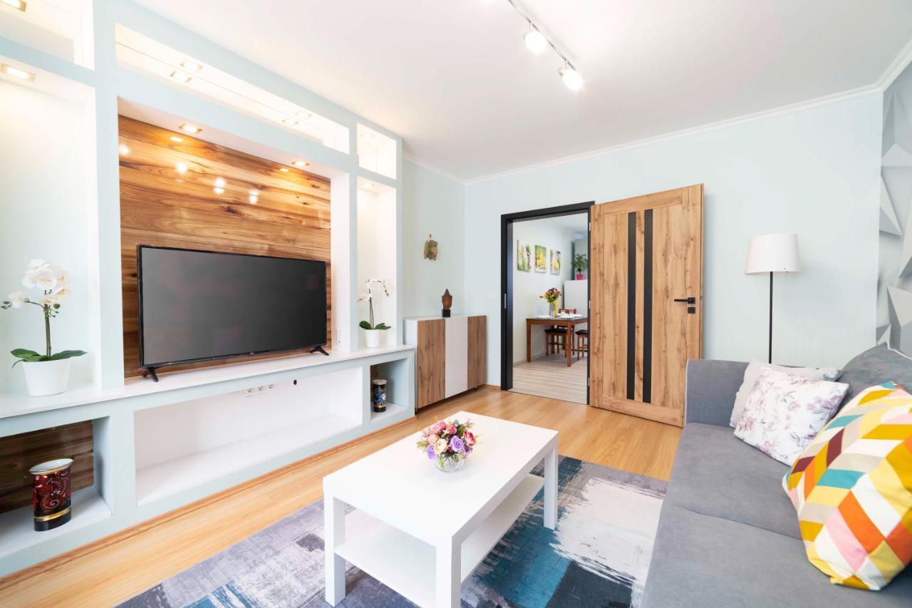 Comfort 66 - Real-Life 3-Room Family Stay With 4 Beds Miskolc Buitenkant foto