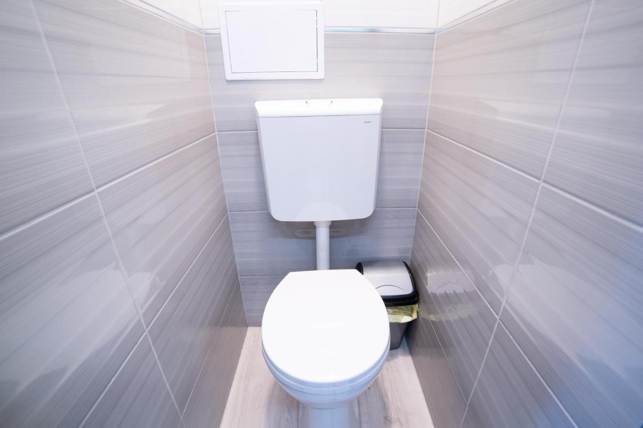 Comfort 66 - Real-Life 3-Room Family Stay With 4 Beds Miskolc Buitenkant foto